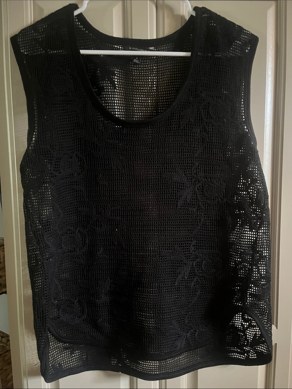 Banana Republic Black Crochet Sleeveless Tank